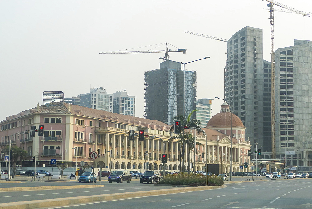 The new Marginal promenade (Avenida 4 de Fevereiro), Luanda, Angola, Africa