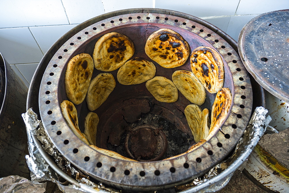 Traditional oven with local bread, old town of Jeddah, Saudi Arabia, Middle East