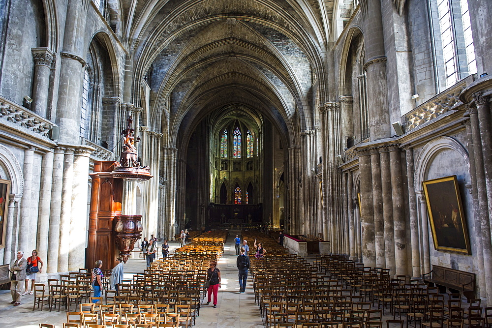 Interior of the Cathedral of Bordeaux, Aquitaine, France, Europe