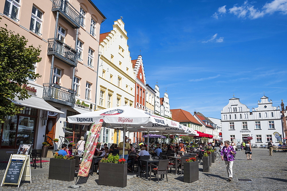 Central market square, Greifswald, Mecklenburg-Vorpommern, Germany, Europe