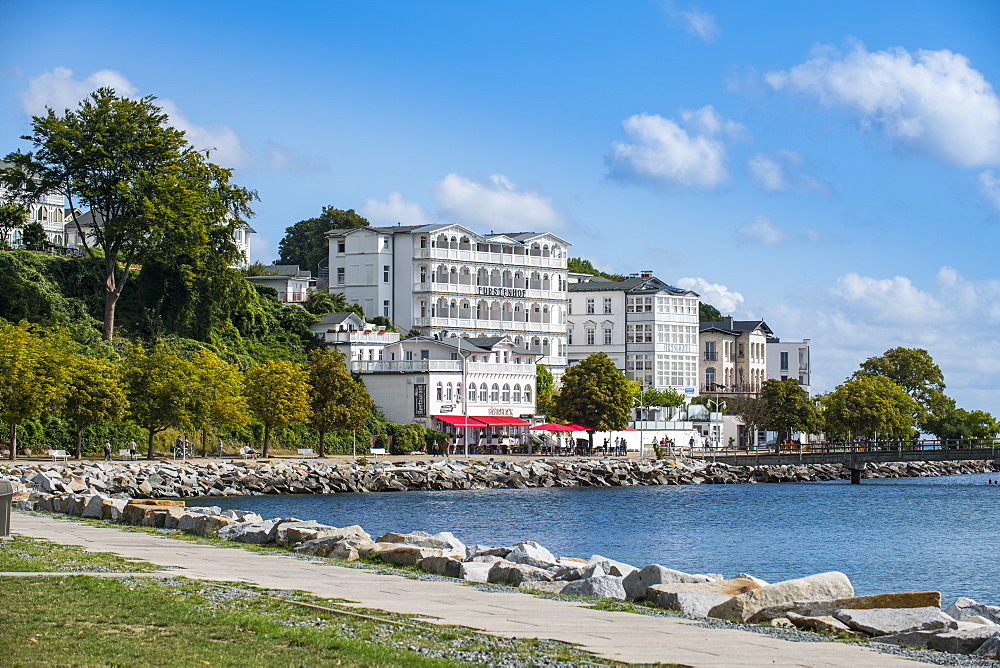 Beautiful villas, Sassnitz, Rugen, Mecklenburg-Vorpommern, Germany, Europe