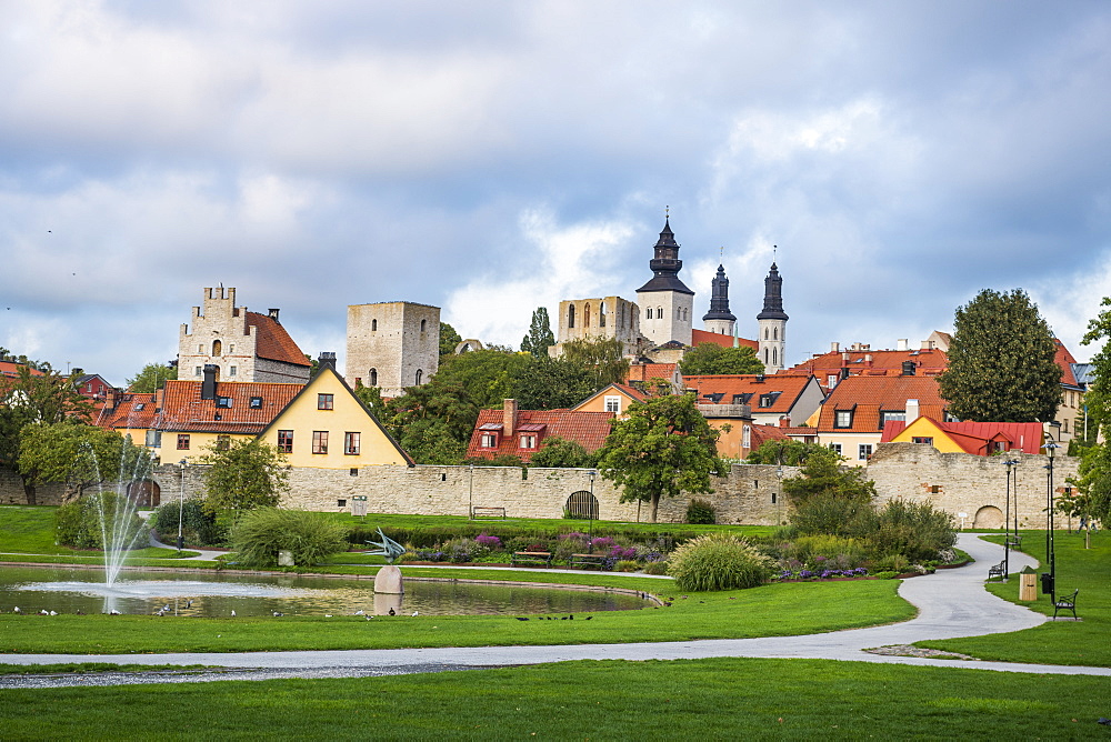 The town of Visby, UNESCO World Heritage Site, Gotland, Sweden, Scandinavia, Europe