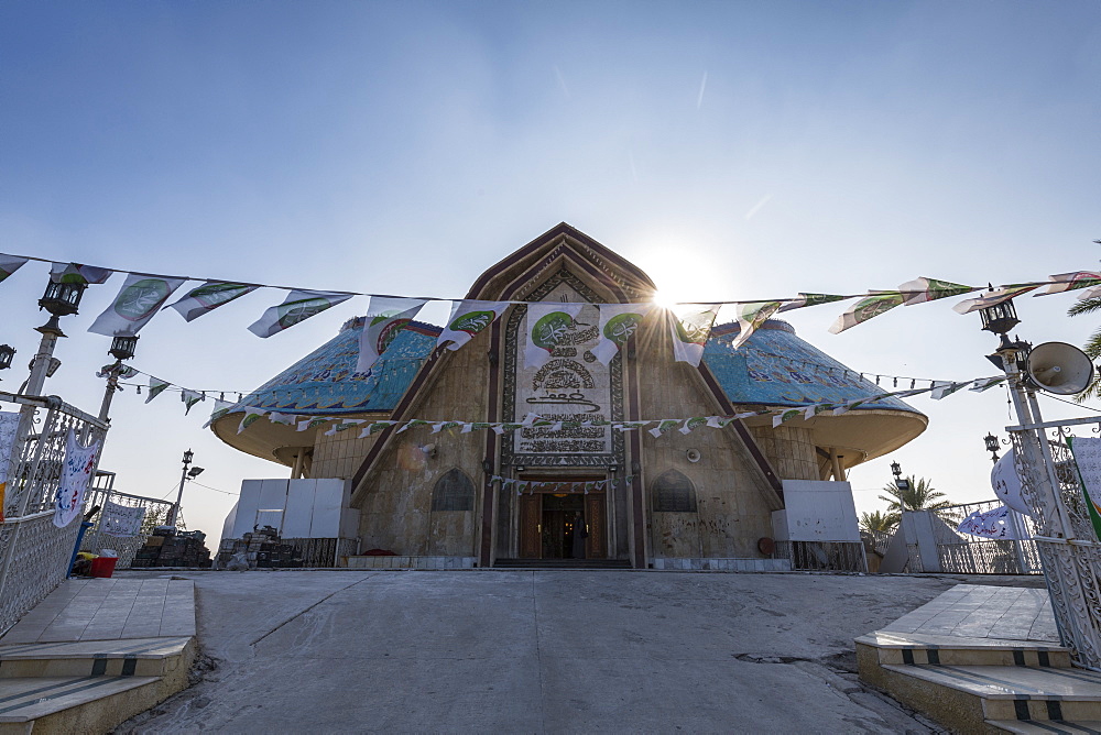 Entrance to the Maruf al-Karkhi Sufi Mosque, Baghdad, Iraq, Middle East