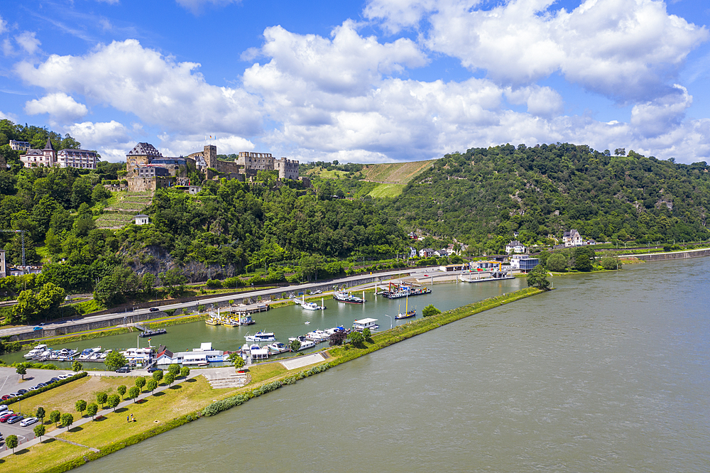 Castle Rheinfels overlooking the Rhine, UNESCO World Heritage Site, Middle Rhine valley, Rhineland-Palatinate, Germany, Europe