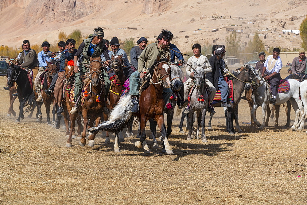 Men practising a traditional Buzkashi game, Yaklawang, Afghanistan, Asia