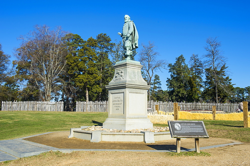 Monument of John Smith first governor in the english settlement Jamestown, Virginia, United States of America, North America