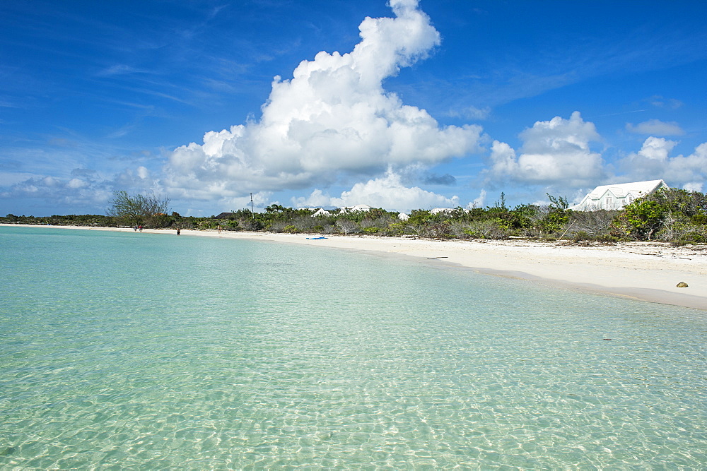 White sand and turquoise water at Taylor beach, Providenciales, Turks and Caicos, Caribbean, Central America