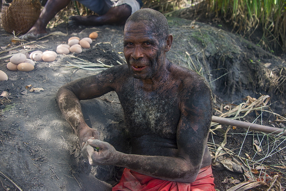 Megapode hunters hunting for eggs of the Megapode bird (Megapodiidae), East New Britain, Papua New Guinea, Pacific