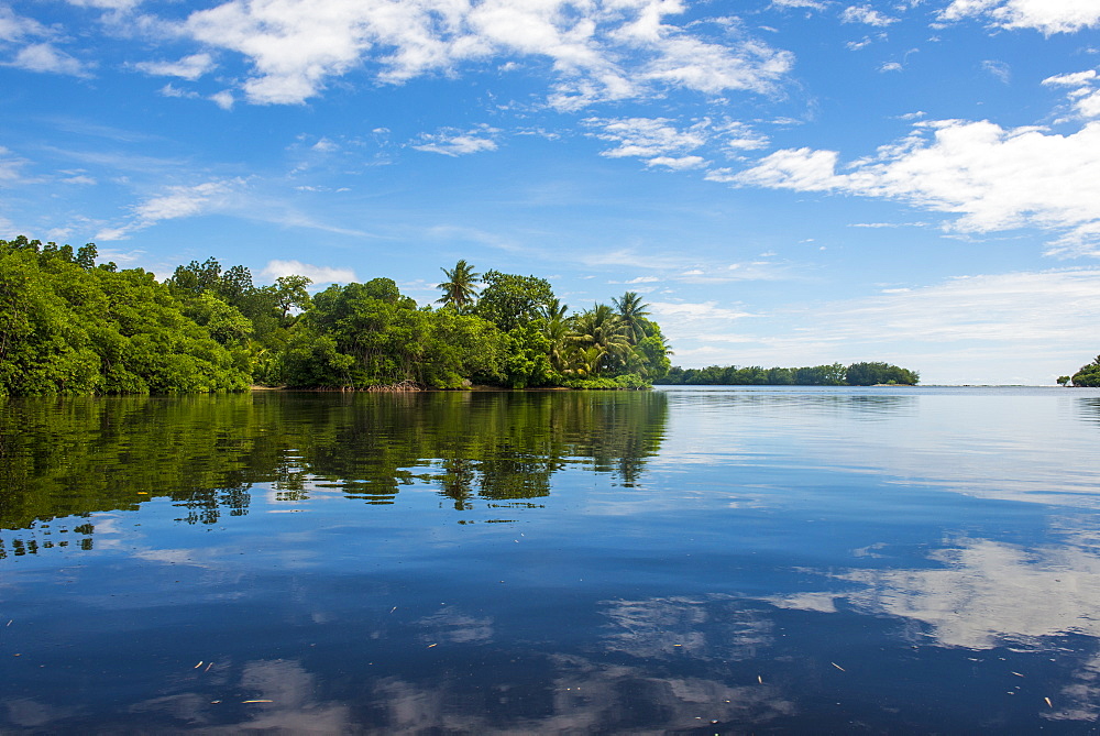 Utwe lagoon, UNESCO Biosphere Reserve, Kosrae, Federated States of Micronesia, South Pacific