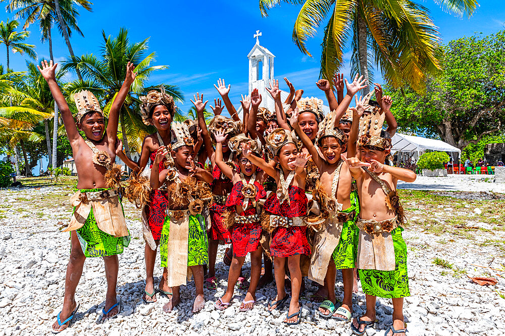 Young boys in traditional dress, Amaru, Tuamotu Islands, French Polynesia, South Pacific, Pacific