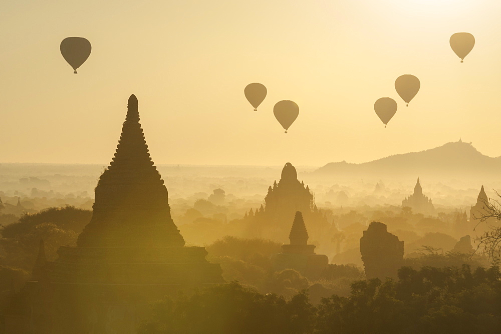 Hot air balloons above the temples of Bagan (Pagan), Myanmar (Burma), Asia