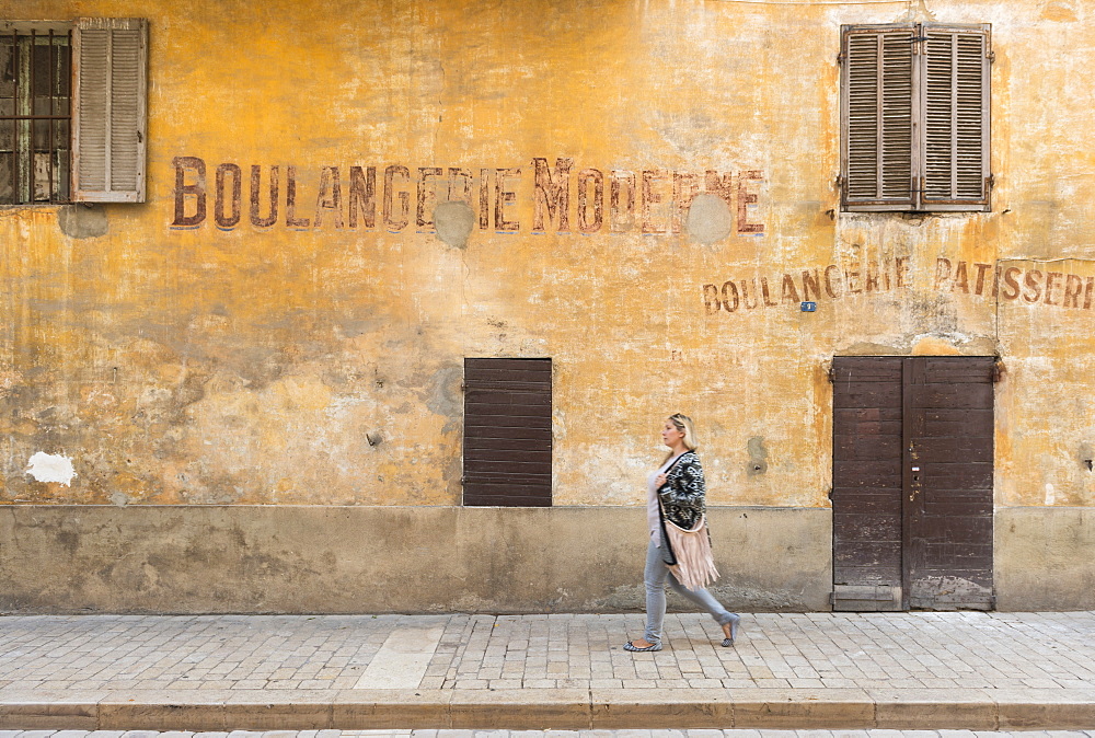 Streets of Cassis, Bouches du Rhone, Provence, Provence-Alpes-Cote d'Azur, France, Europe