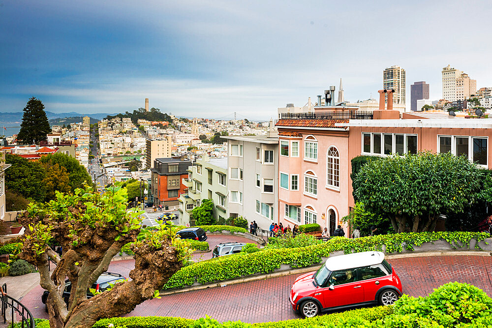 Lombard Street, San Francisco, California, United States of America, North America