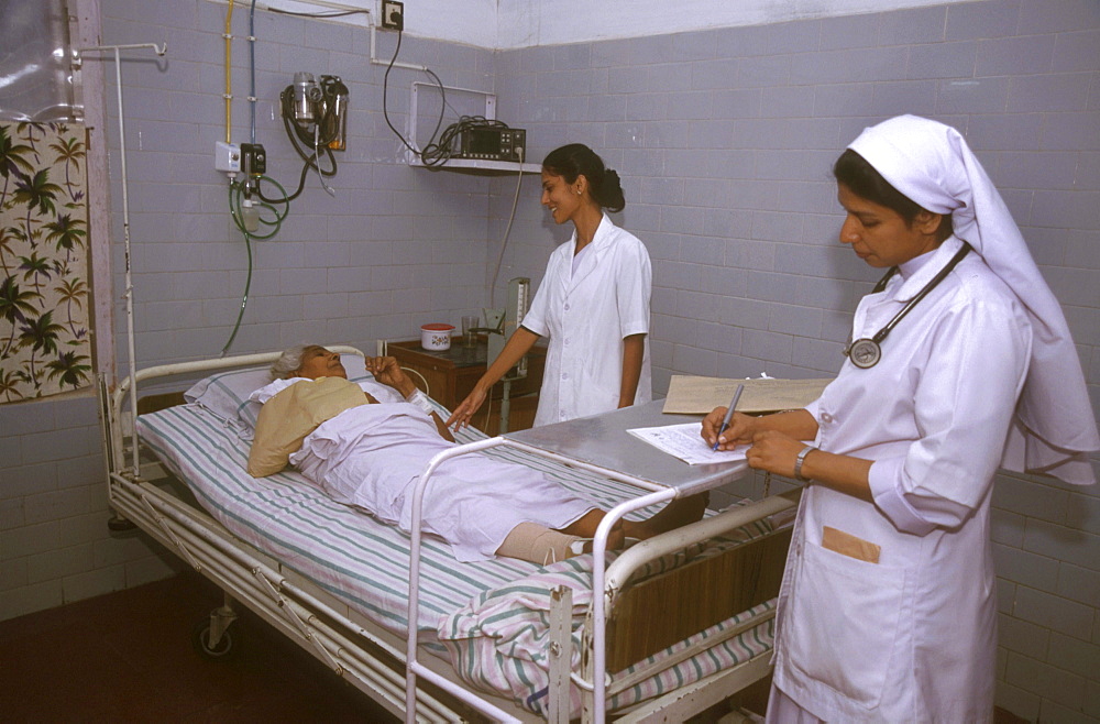 India - health: caritas hospital, kottayam, kerala