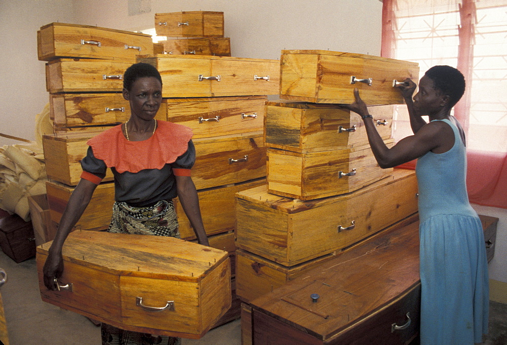 Tanzania coffin manufacturer, musoma.