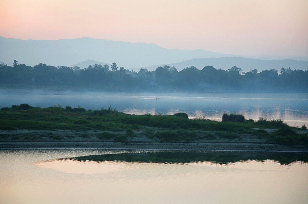 Myanmar irrawaddy (ayeyarwady) river at myitkyina, a largely kachin community in north burma near chinese border 