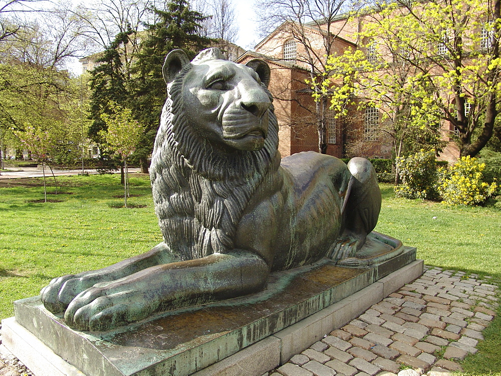 Sculpture, bulgaria. Ornamental lion, sofia