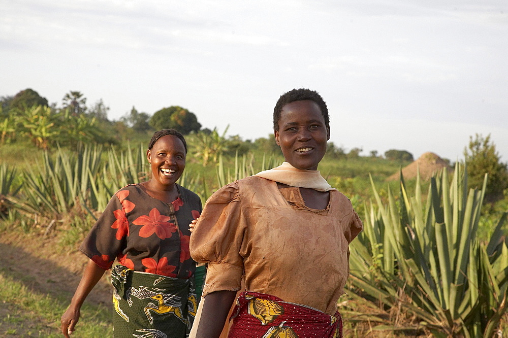 Tanzania women of kalabezo