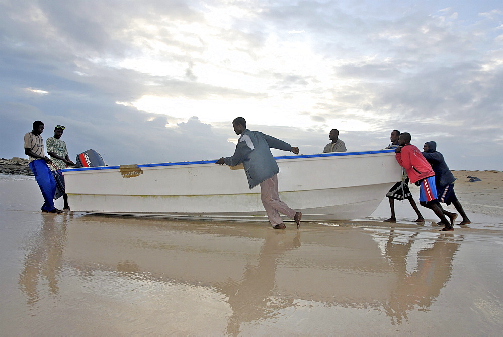 Hardest hit was a 650 kilometers stretch of the somali coastline between garacad (mudung region) and xaafuun (bari region), which forms part of the puntland province near the horn of africa. The tsunami resulted in the death of some 300 people and extensive destruction of shelters, houses and water sources as well as fishing gear. The livelihoods of many people residing in towns and small villages along the somali indian ocean coastline, particularly in the northern regions, were devastated