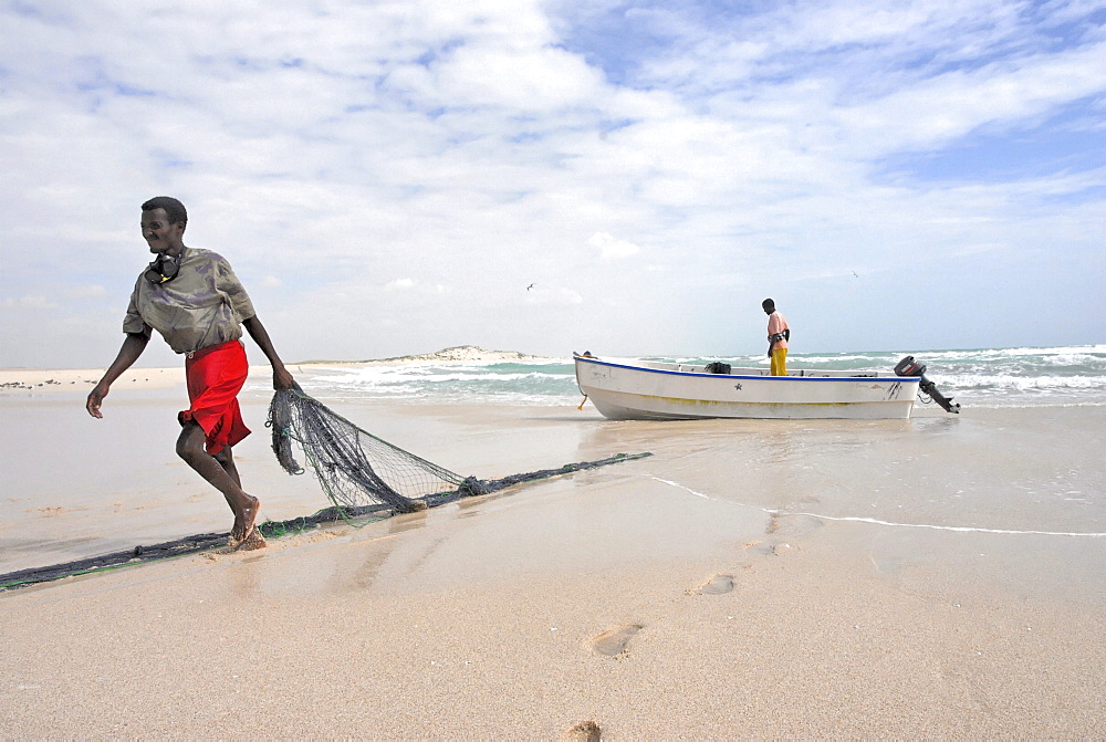 Hardest hit was a 650 kilometers stretch of the somali coastline between garacad (mudung region) and xaafuun (bari region), which forms part of the puntland province near the horn of africa. The tsunami resulted in the death of some 300 people and extensive destruction of shelters, houses and water sources as well as fishing gear. The livelihoods of many people residing in towns and small villages along the somali indian ocean coastline, particularly in the northern regions, were devastated