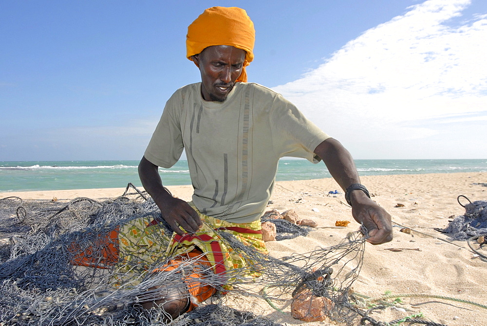 Hardest hit was a 650 kilometers stretch of the somali coastline between garacad (mudung region) and xaafuun (bari region), which forms part of the puntland province near the horn of africa. The tsunami resulted in the death of some 300 people and extensive destruction of shelters, houses and water sources as well as fishing gear. The livelihoods of many people residing in towns and small villages along the somali indian ocean coastline, particularly in the northern regions, were devastated