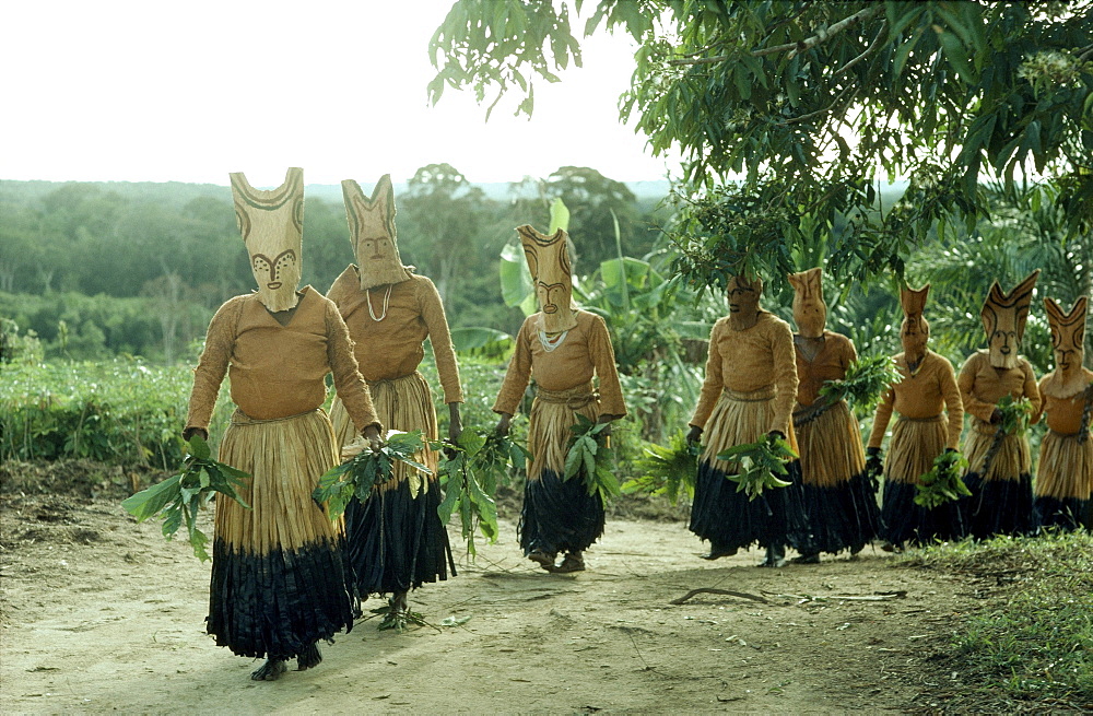 Makuna-colombian shamans, 