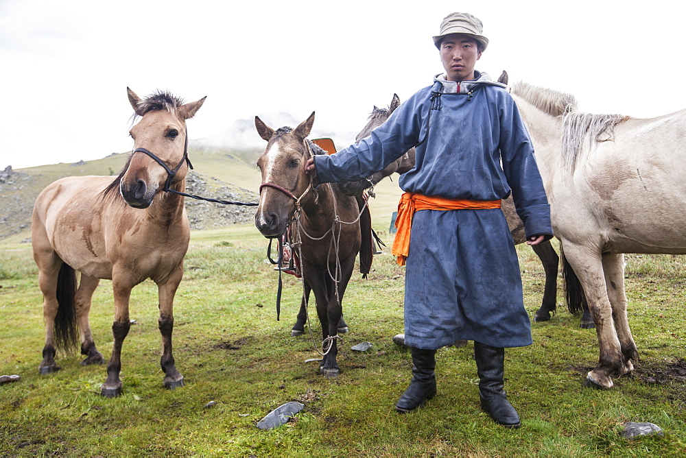 Mongol Horseman at Mandal Mountain, Mongolia, Central Asia, Asia