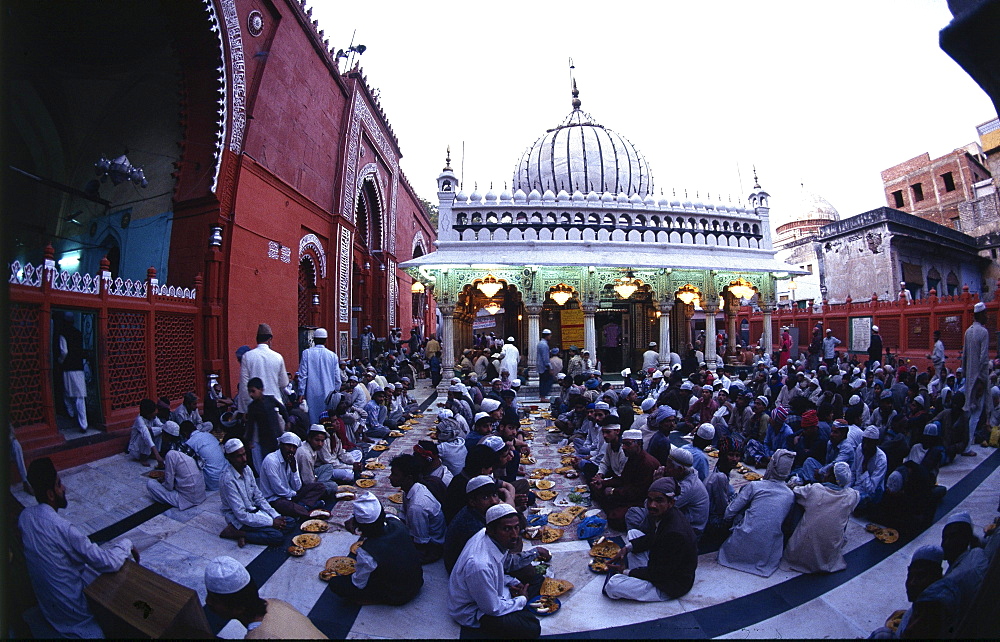 Dargah of hazrat nizamuddin aulia. delhi, india