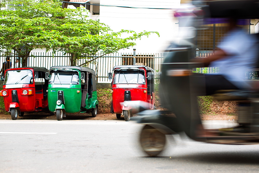 Tuk tuk, Sri Lanka, Asia