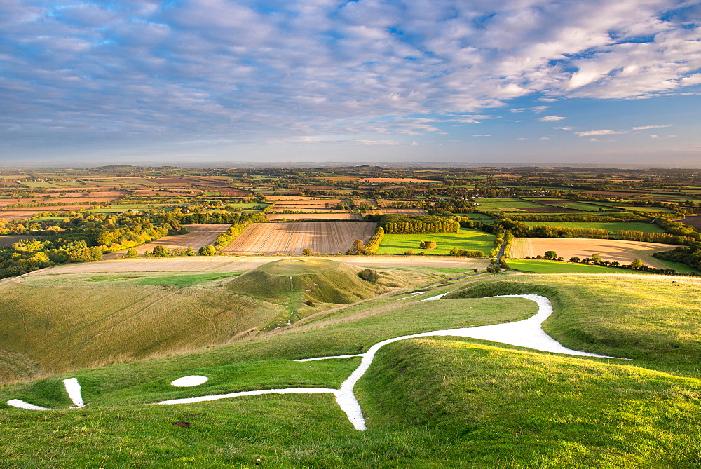 Sunrise at the White Horse, Uffington, Oxfordshire, England, United Kingdom, Europe