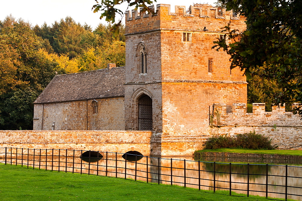 Broughton Castle, Broughton, Oxfordshire, England, United Kingdom, Europe