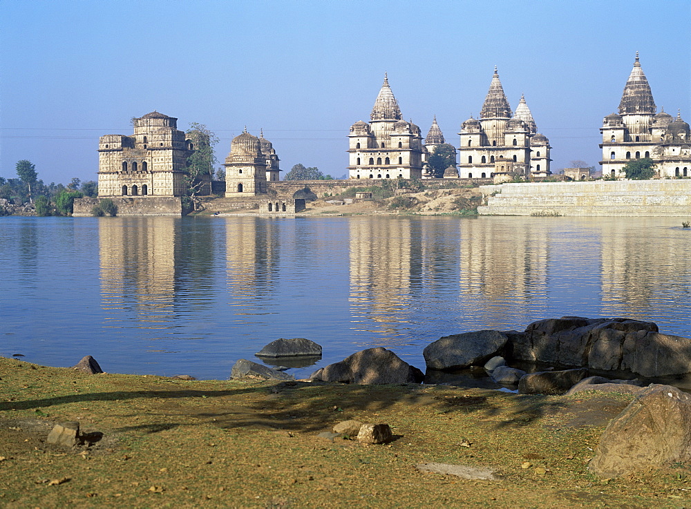 Royal chattris (tombs) and the River Betwa in the early morning Orcha, Madhya Pradesh state, India, Asia