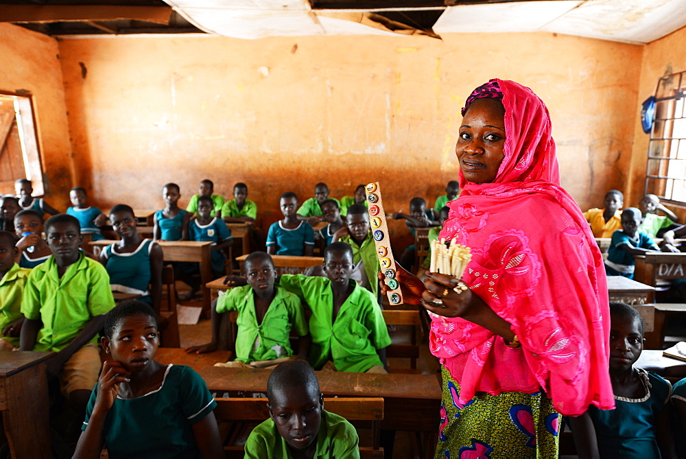 Teacher, Walewale DA Primary Walewale, West Mamprusi District, Ghana, West Africa, Africa