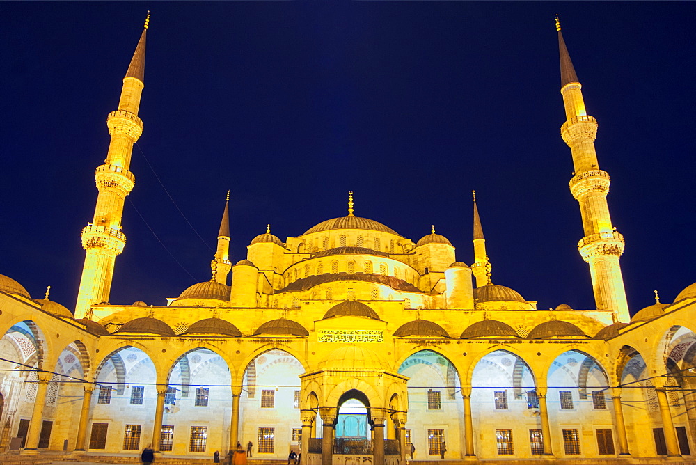 Sultan Ahmed Mosque (Blue Mosque), UNESCO World Heritage Site, Istanbul, Turkey, Europe