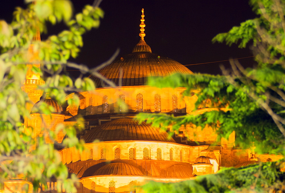 Sultan Ahmed Mosque (Blue Mosque), UNESCO World Heritage Site, Istanbul, Turkey, Europe