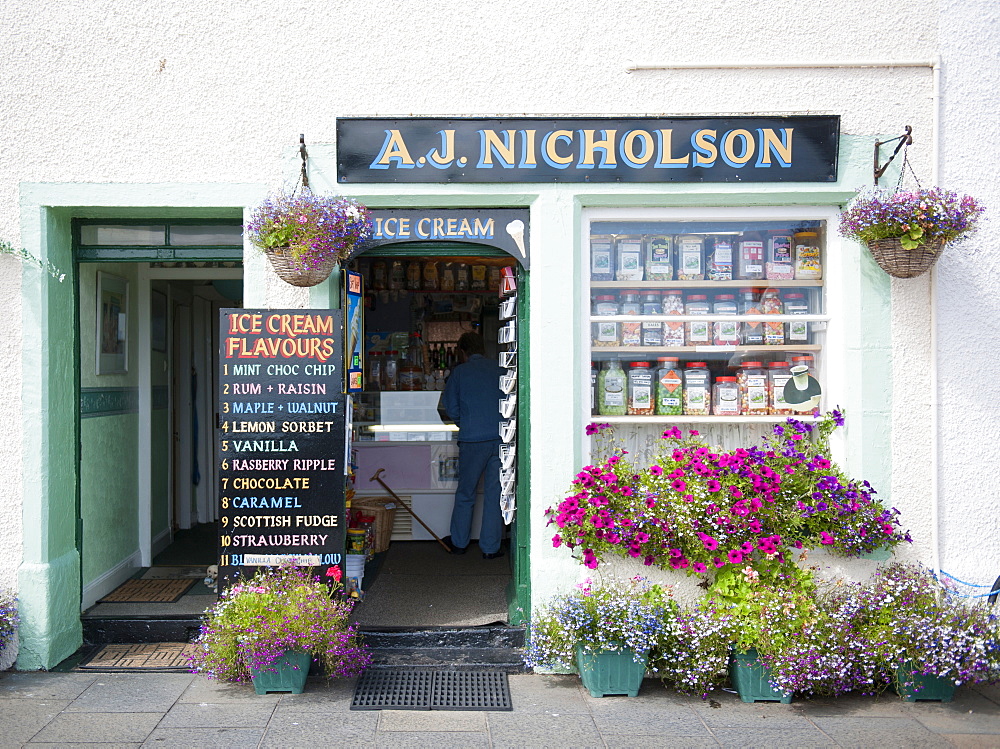 Traditional ice cream shop, Pittenweem, Fife, Scotland, United Kingdom, Europe