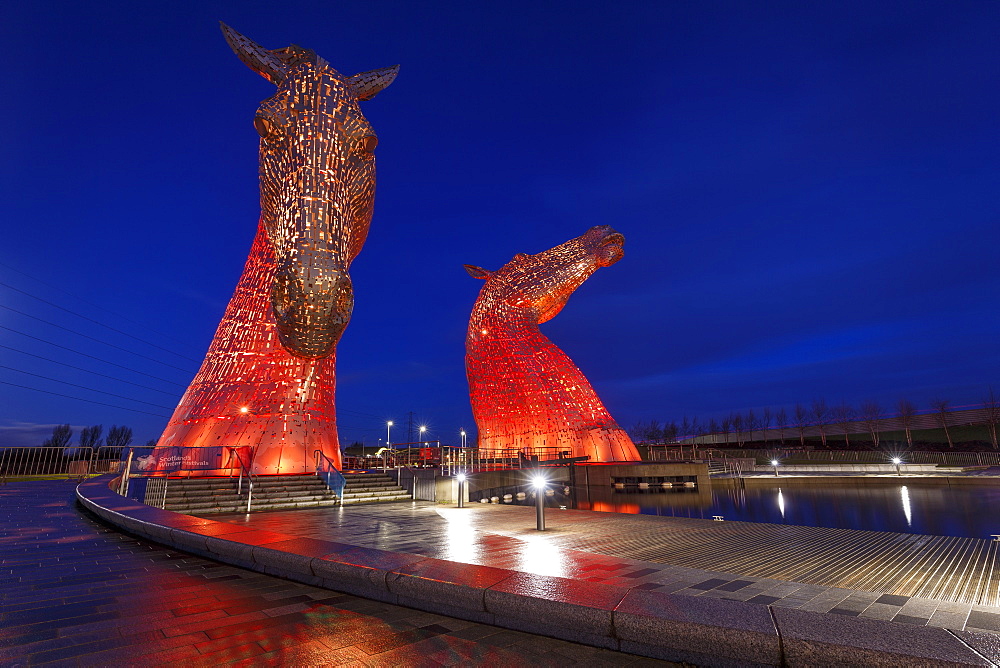 The Kelpies at the entrance to the Forth and Clyde Canal at Helix Park, Falkirk, Stirlingshire, Scotland, United Kingdom, Europe