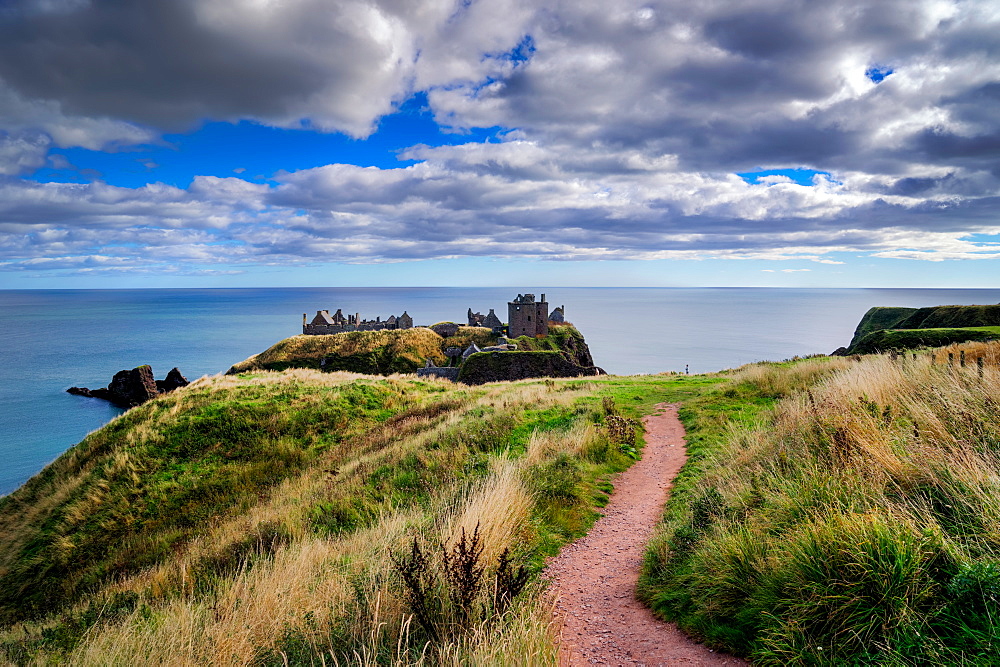 Dunnottar Castle outside of Stonehaven, Aberdeenshire, Scotland, United Kingdom, Europe