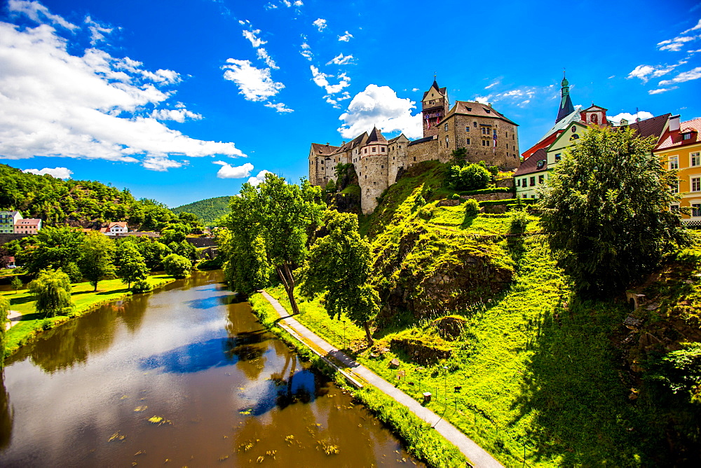 View of Loket Castle in the countryside of the West Bohemian Spa triangle outside of Karlovy Vary, Bohemia, Czech Republic, Europe