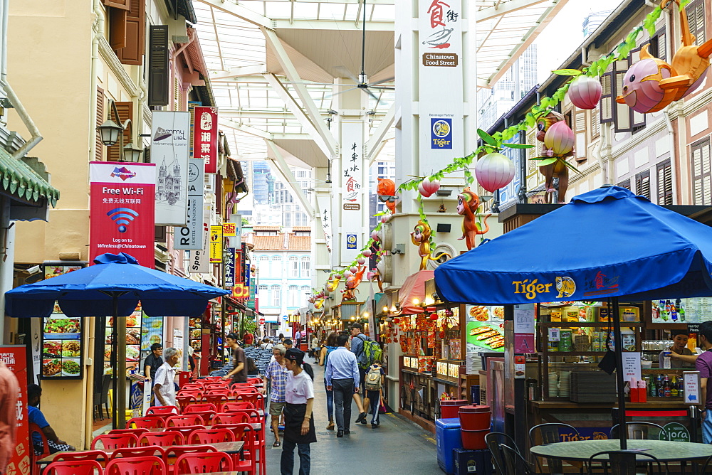 Food Street in Chinatown, Singapore, Southeast Asia, Asia