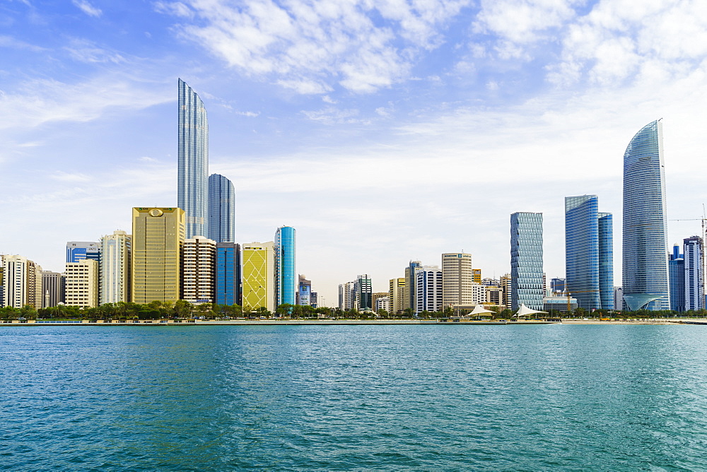 Skyline and Corniche, Al Markaziyah district, Abu Dhabi, United Arab Emirates, Middle East