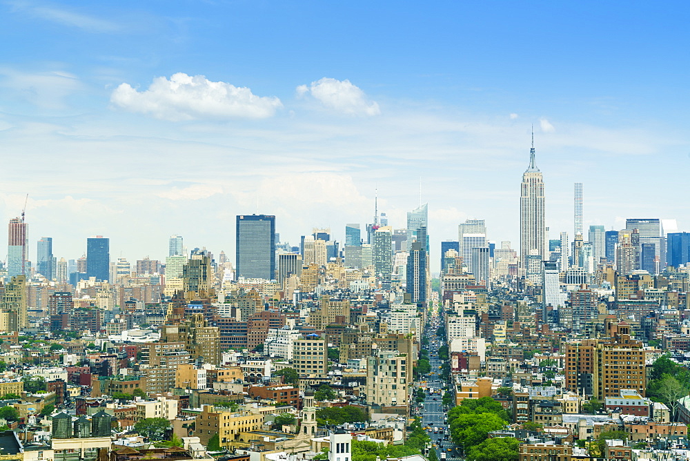 Manhattan skyline with the Empire State Building, New York City, United States of America, North America