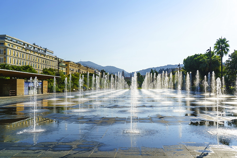 Promenade du Paillon, Nice, Alpes-Maritimes, Cote d'Azur, Provence, French Riviera, France, Mediterranean, Europe