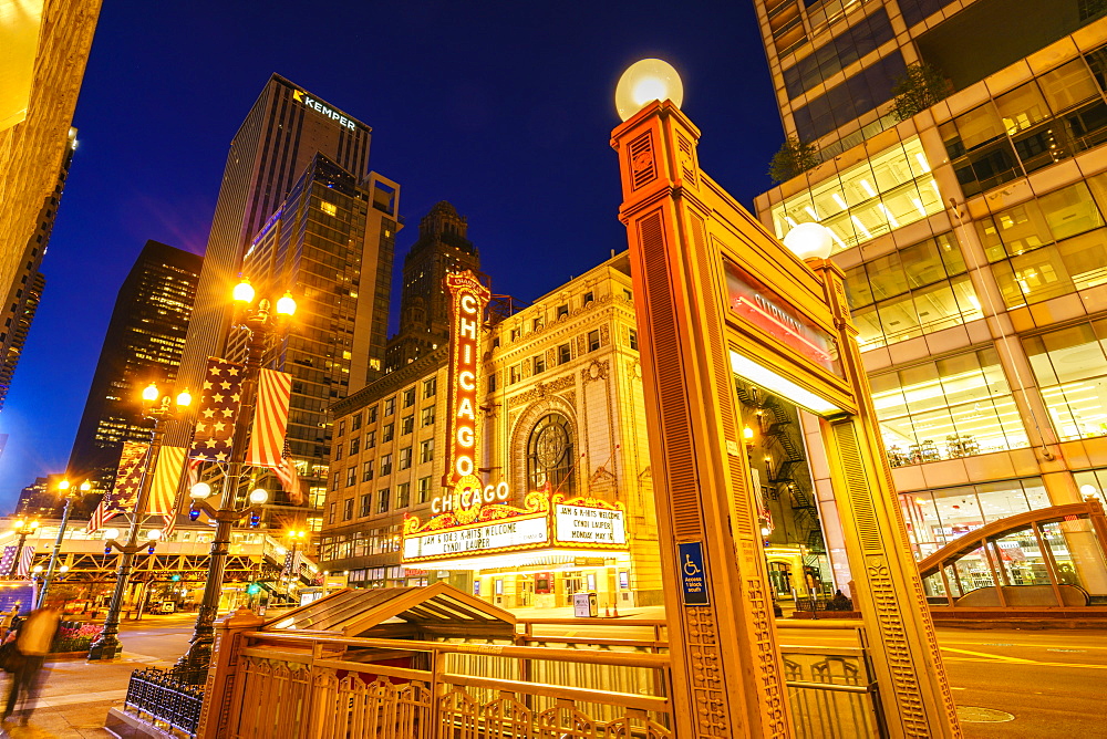 Chicago Theatre, North State Street, Chicago, Illinois, United States of America, North America