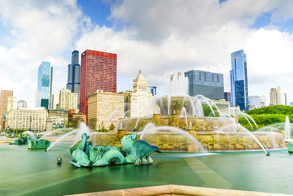 Buckingham Fountain, Grant Park, Chicago, Illinois, United States of America, North America