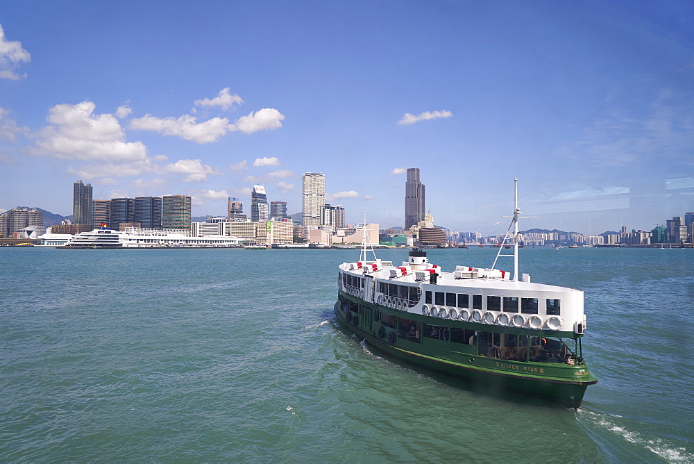 Star Ferry sailing towards the Kowloon side of Victoria Harbour, Hong Kong, China, Asia