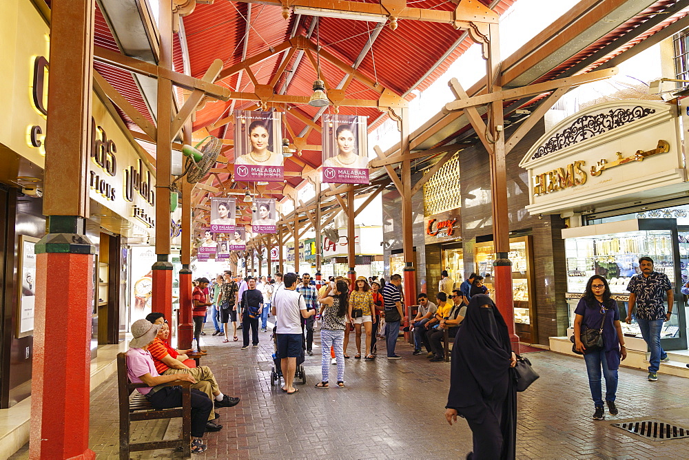 The Gold Souk, Al Ras, Deira, Dubai, United Arab Emirates, Middle East