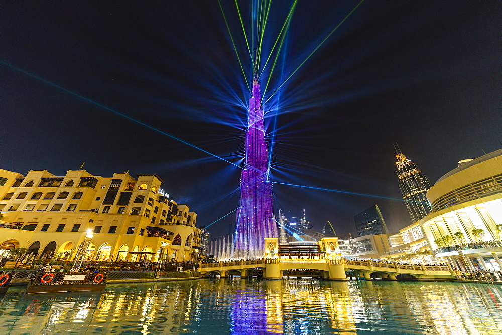 Burj Khalifa Light and Laser Show, Dubai Mall and Burj Khalifa Lake, Dubai, United Arab Emirates, Middle East