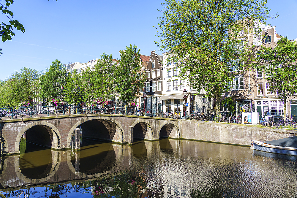 A bridge over the Herengracht canal, Amsterdam, North Holland, The Netherlands, Europe