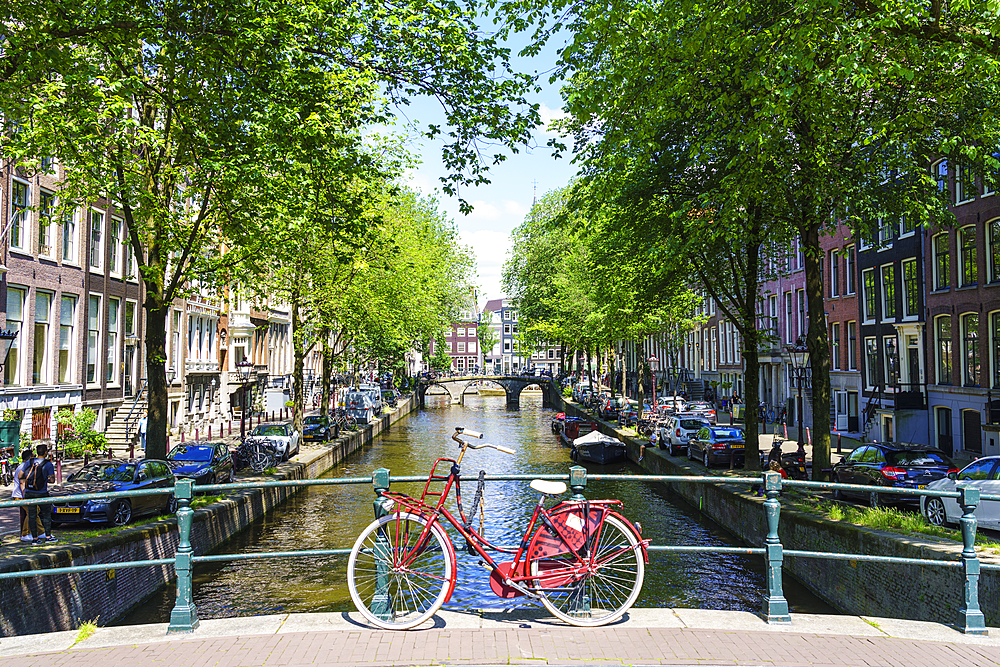 Bicycle on a bridge, Leidsegracht canal, Amsterdam, North Holland, The Netherlands, Europe